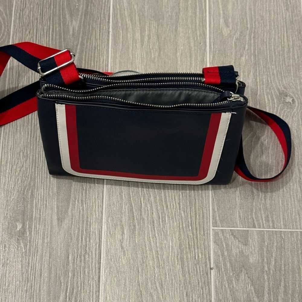 Alfani Gray Zip-Up bag